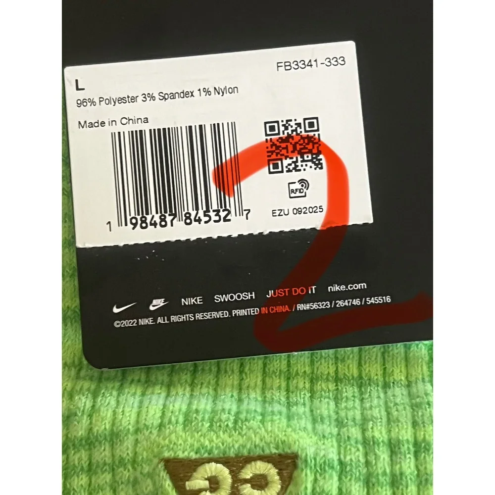 Nike ACG Crew Socks Men 8-12 Green Excellence Dri-Fit Outdoor